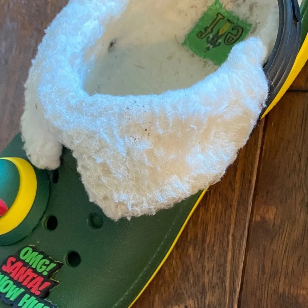CROCS buddy the Elf Kids Slippers in Green with White Trim and Fun Design